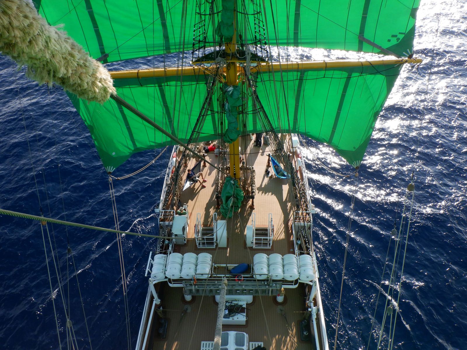 From the yards: Straight down to the deck, North Atlantic, November 2021